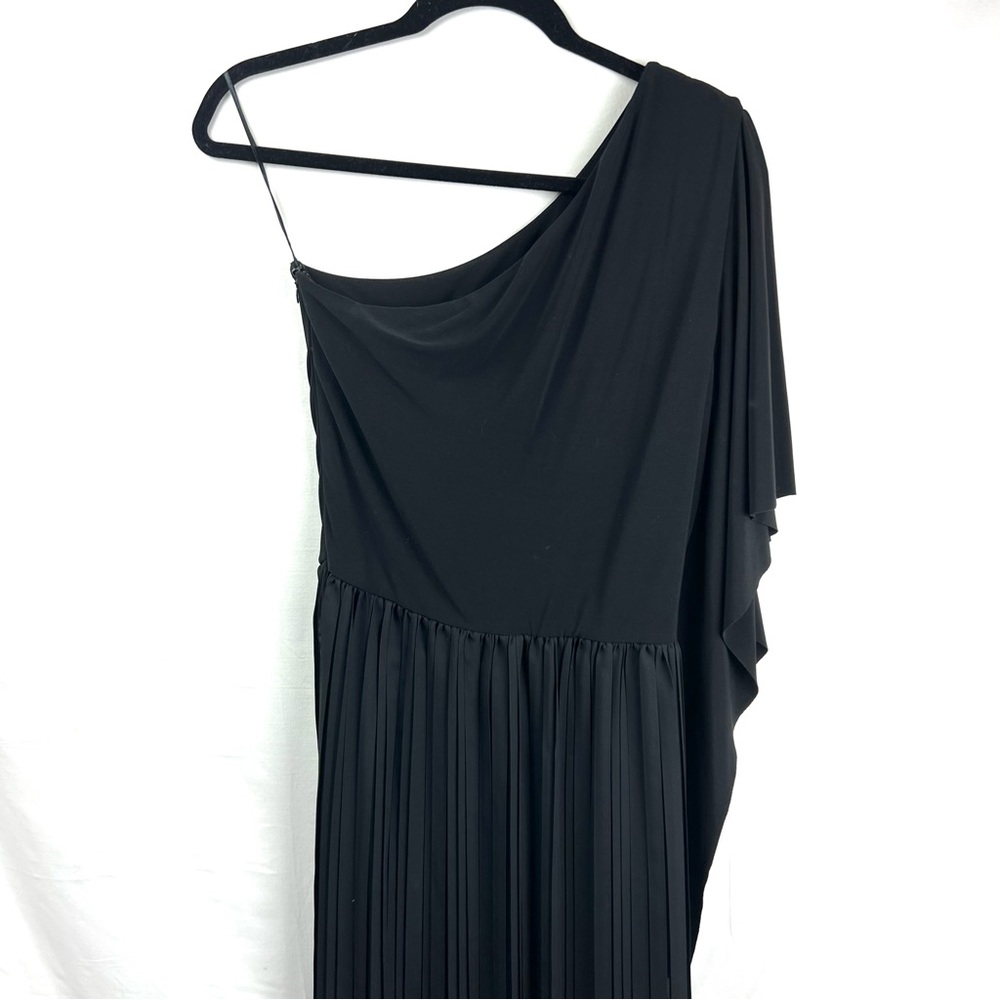 Badgley Mischka Mark and James One Shoulder Black Pleated Maxi Dress Size S